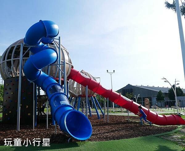 屏東景點｜縣民公園遊戲區再升級｜屏東玩水玩沙