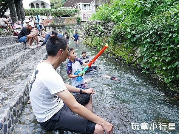屏東景點｜來義二峰圳，超清澈伏流泉，屏東玩水再+1