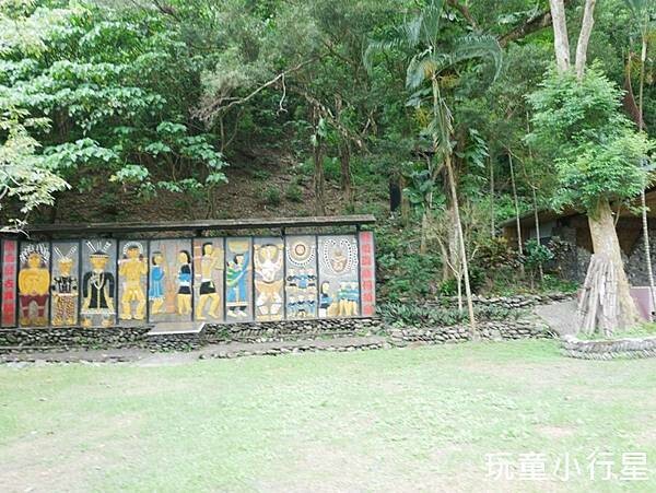 屏東景點｜來義二峰圳，超清澈伏流泉，屏東玩水再+1