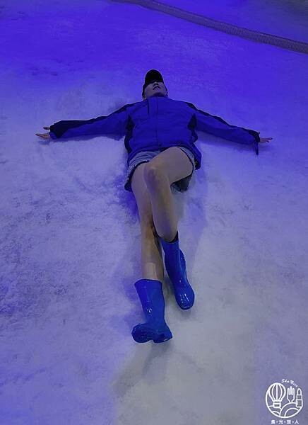 台中震大金鬱金香酒店暑假限定海線最強親子行程台中三井outletSNOWTOWN 雪樂地81.jpg