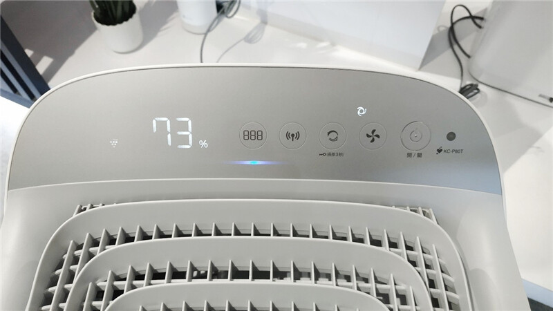 3C開箱｜SHARP夏普AIoT智慧美型鬱金香空氣清淨機，壞空氣的剋星，好讓每天自己都能夠呼吸到新鮮的空氣