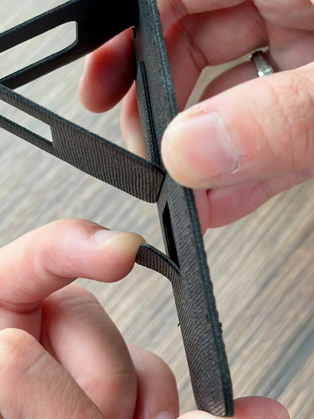 追劇神隊友!Ares磁吸手機卡夾支架|4種使用模式|厚度只有5mm|易推卡夾防盜刷!最多可容納2張卡片|不干擾無線充電 - 萍姐愛分享