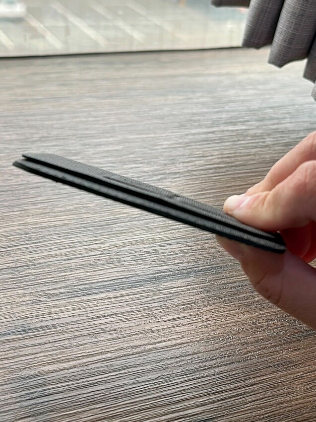 追劇神隊友!Ares磁吸手機卡夾支架|4種使用模式|厚度只有5mm|易推卡夾防盜刷!最多可容納2張卡片|不干擾無線充電 - 萍姐愛分享