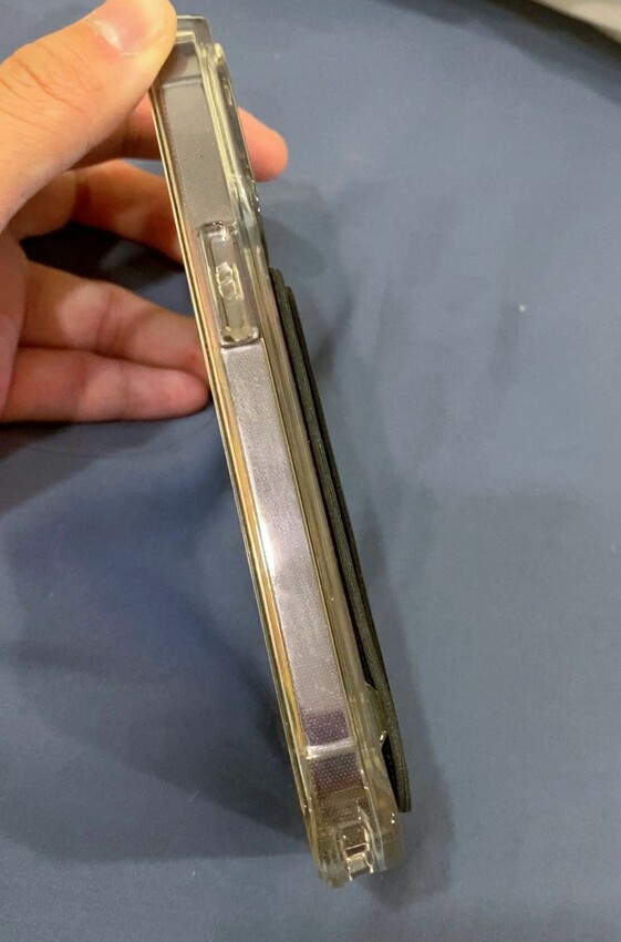 追劇神隊友!Ares磁吸手機卡夾支架|4種使用模式|厚度只有5mm|易推卡夾防盜刷!最多可容納2張卡片|不干擾無線充電 - 萍姐愛分享