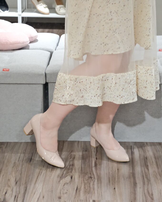 【新北婚鞋推薦】女鞋品牌EPRIS艾佩絲手工女鞋～MIT製造男女平價婚鞋、大尺碼婚鞋、皮鞋推薦～全台有門市可以現場試穿，棉花糖女孩好穿婚鞋推薦～