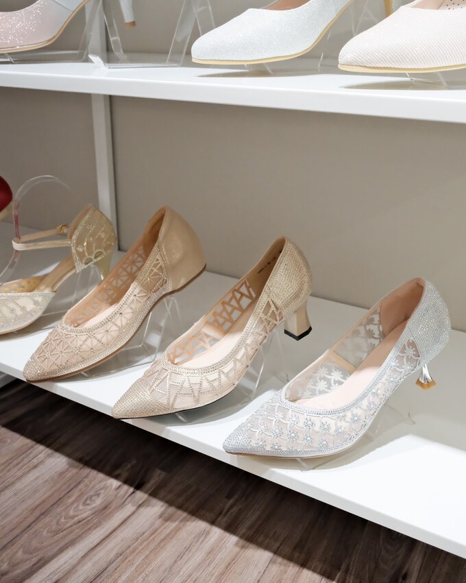 【新北婚鞋推薦】女鞋品牌EPRIS艾佩絲手工女鞋～MIT製造男女平價婚鞋、大尺碼婚鞋、皮鞋推薦～全台有門市可以現場試穿，棉花糖女孩好穿婚鞋推薦～