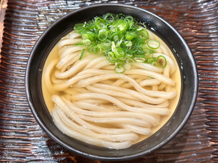 米其林必比登推薦、TABELOG百名店！來「丸香」品嚐東京第一的讚岐烏龍麵