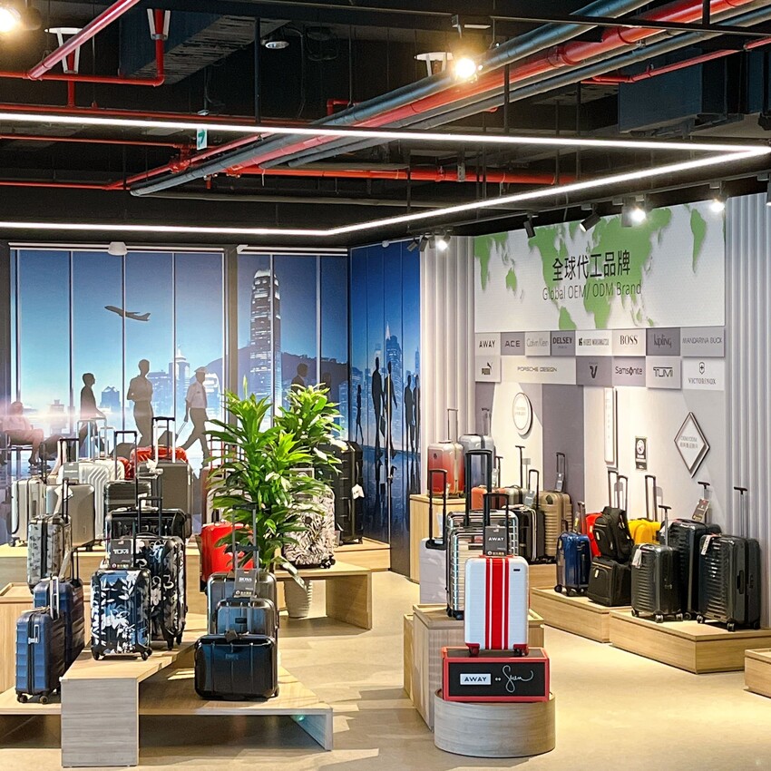 台南必去的親子景點一萬國通路創意觀光工廠,免門票還有冷氣可以吹,一次探索行李箱製作過程和歷史