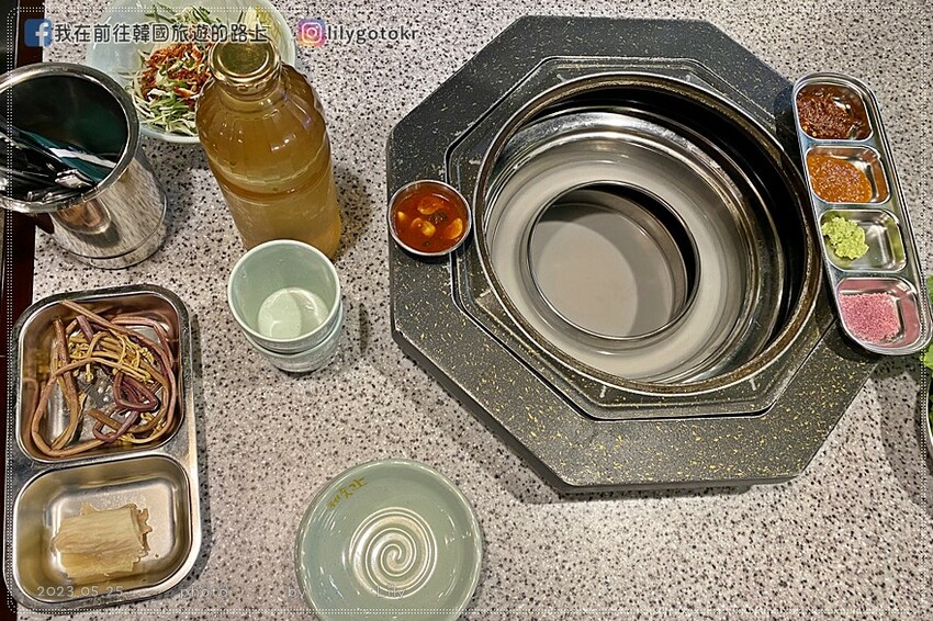 58)釜山．西面站｜「濟州間(제줏간)」熟成豬肉超好吃，專人桌邊幫你烤，韓國分店超多 @我在前往韓國旅遊的路上