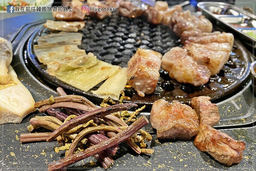 58)釜山．西面站｜「濟州間(제줏간)」熟成豬肉超好吃，專人桌邊幫你烤，韓國分店超多 @我在前往韓國旅遊的路上