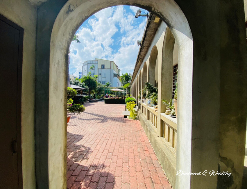 【台南將軍】「方圓美術館」文青景點|圓拱迴廊融合中西建築|徜徉在藝術展品中|