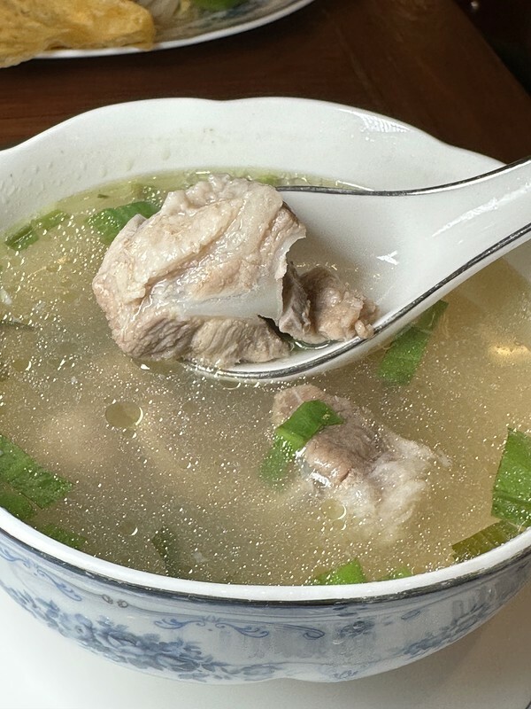 【亞洲，泰國】Dewaree Restaurant（เทวารี）～安帕瓦(Amphawa)的華麗輕奢模樣的餐館與咖啡館，終於又再訪