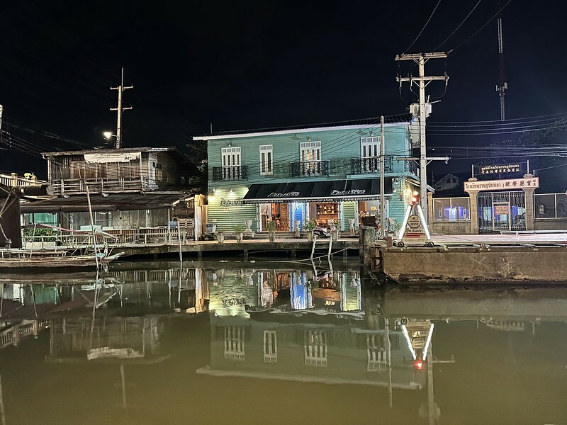 【亞洲，泰國】Dewaree Restaurant（เทวารี）～安帕瓦(Amphawa)的華麗輕奢模樣的餐館與咖啡館，終於又再訪