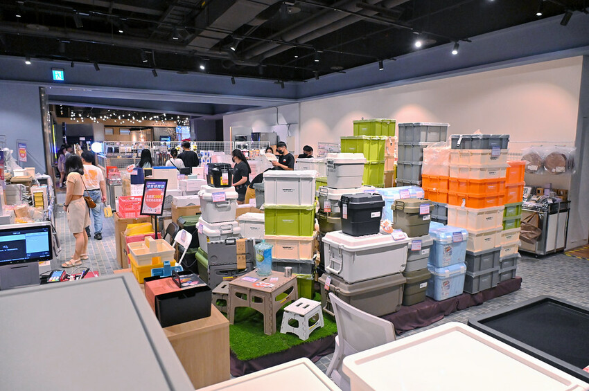 超低價3折起 ⽇本質感居家「⽣活好東西」好物IN台中特賣快閃 野餐露營道具居家收納 快來撿便宜