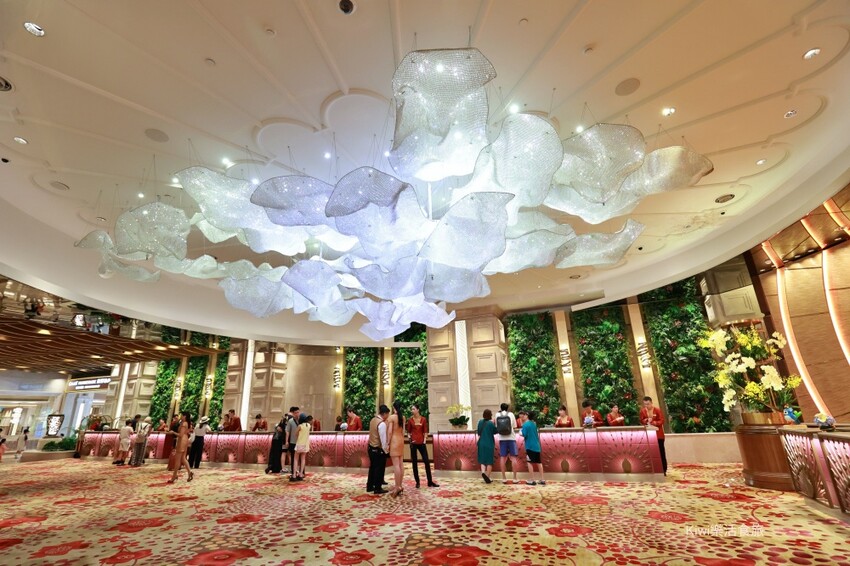 澳門銀河酒店世界級度假村︱CP值高的銀河酒店吃喝玩樂盡在飯店,玩樂到不想離開(附免費接駁/穿梭巴士.天浪