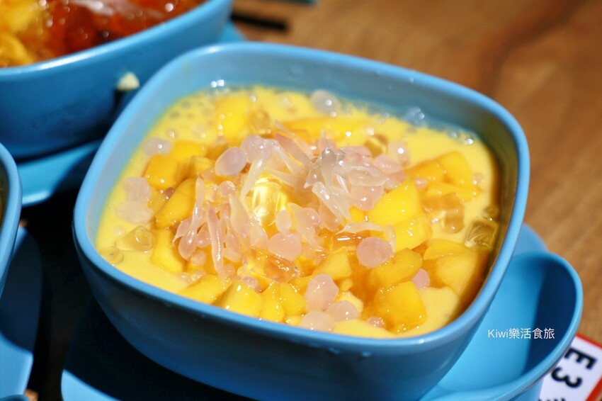 澳門楊枝金撈 (沙梨頭總店)︱澳門甜點推薦至尊楊枝金撈、杏仁雪燕桃膠燉椰皇來澳門必吃美食！