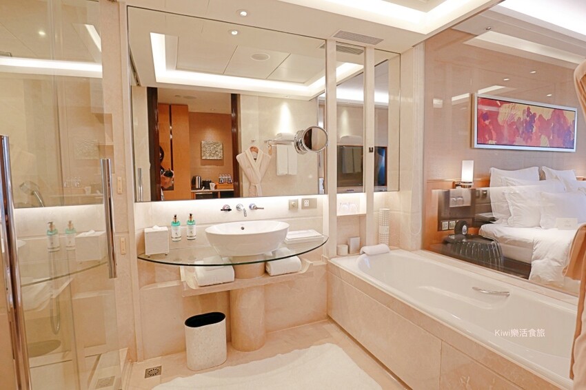 澳門銀河酒店世界級度假村︱CP值高的銀河酒店吃喝玩樂盡在飯店,玩樂到不想離開(附免費接駁/穿梭巴士.天浪