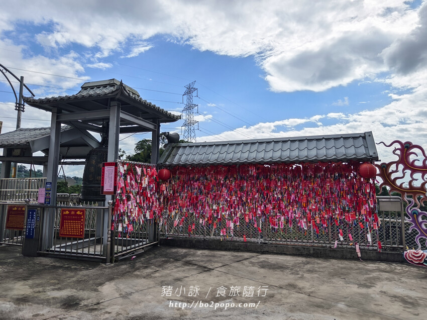 南投。中寮》金龍山法華寺。長達110米的亞洲最大金龍雕像