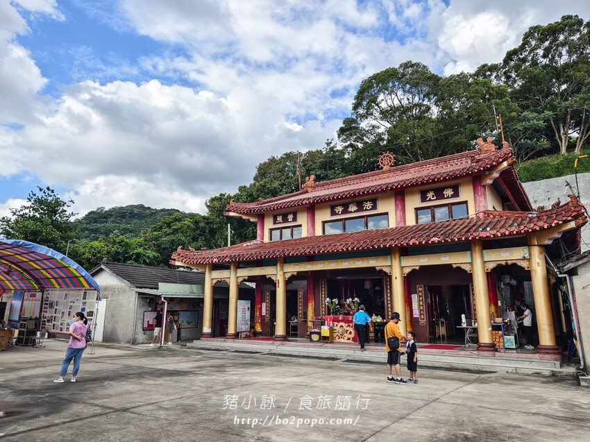南投。中寮》金龍山法華寺。長達110米的亞洲最大金龍雕像