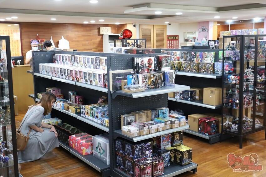 【台南景點】扭蛋將軍x轉蛋概念館旗艦店!台南的寶可夢中心,台南最大扭蛋店,盲盒一番賞玩起來~ - 熱血玩台南。跳躍新世界