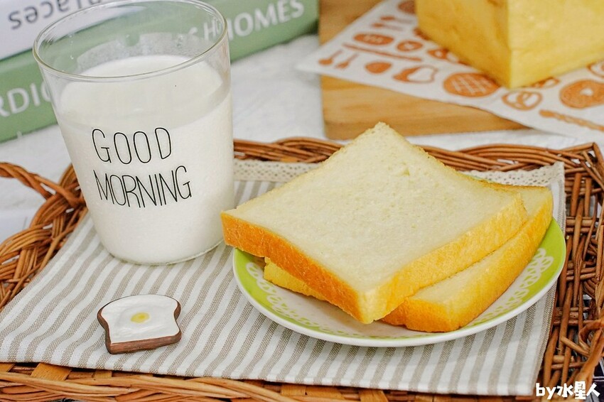 石川乳酪:南投草屯好吃流淚玫瑰生吐司,一週只賣三天,石川鹿生