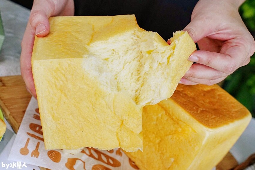 石川乳酪:南投草屯好吃流淚玫瑰生吐司,一週只賣三天,石川鹿生