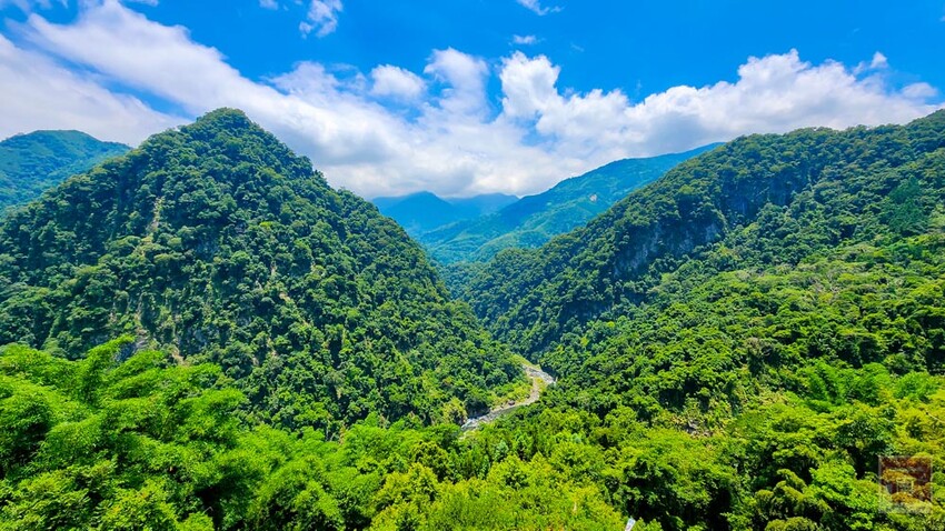 【新竹住宿】隱身在雲霧中白蘭部落豪華露營，一泊二食加迎賓小點，晚餐帶入民住民元素和食材，還有泰雅族獵徑尋根體驗~蟬說：霧繞 - 南人幫