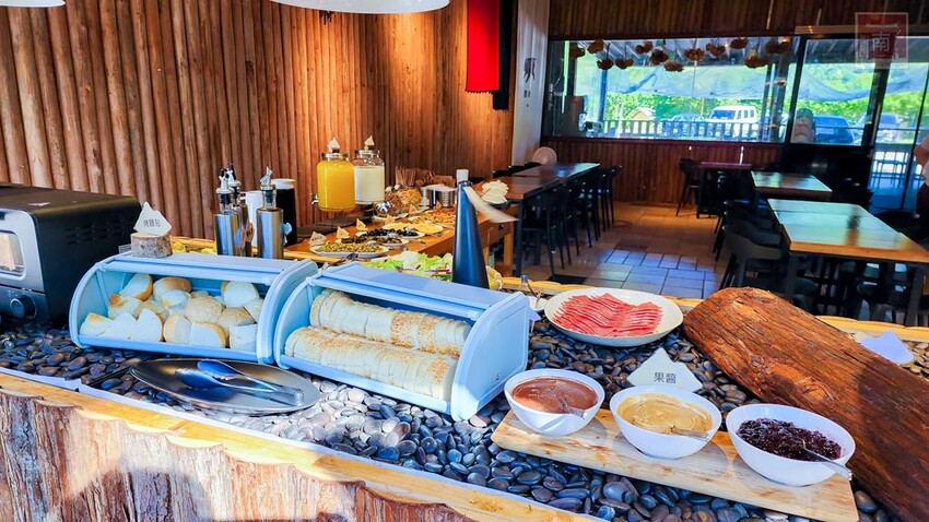 【新竹住宿】隱身在雲霧中白蘭部落豪華露營，一泊二食加迎賓小點，晚餐帶入民住民元素和食材，還有泰雅族獵徑尋根體驗~蟬說：霧繞 - 南人幫