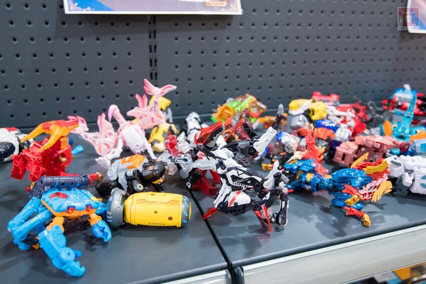 【臺南扭蛋】台南寶可夢中心在這裡，也有盲盒、日本流行扭蛋等，只有在迪士尼能買到的TOMICA小車打六折，加入會員送100元購物金~扭蛋將軍x轉蛋概念館 - 南人幫