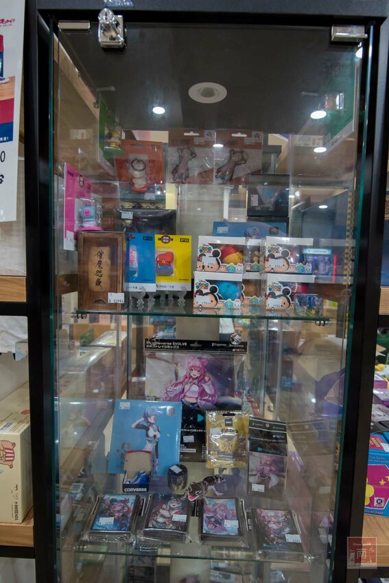 【臺南扭蛋】台南寶可夢中心在這裡，也有盲盒、日本流行扭蛋等，只有在迪士尼能買到的TOMICA小車打六折，加入會員送100元購物金~扭蛋將軍x轉蛋概念館 - 南人幫