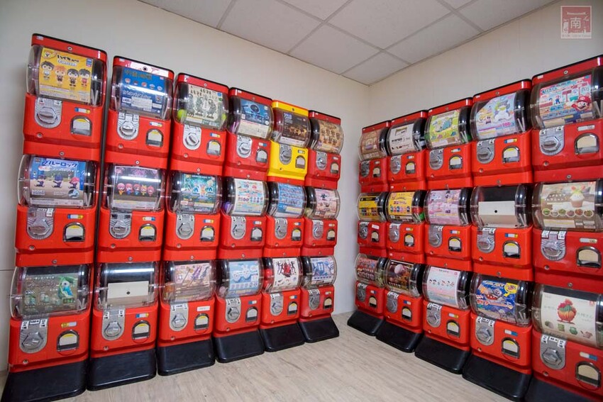 【臺南扭蛋】台南寶可夢中心在這裡，也有盲盒、日本流行扭蛋等，只有在迪士尼能買到的TOMICA小車打六折，加入會員送100元購物金~扭蛋將軍x轉蛋概念館 - 南人幫