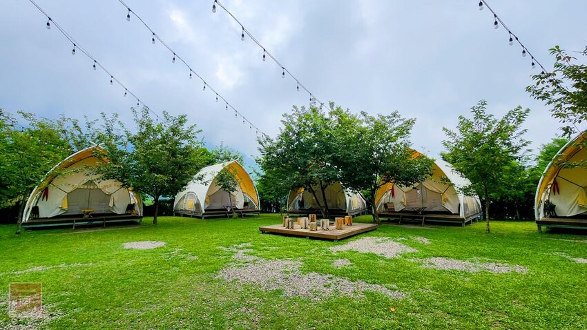 【新竹住宿】隱身在雲霧中白蘭部落豪華露營，一泊二食加迎賓小點，晚餐帶入民住民元素和食材，還有泰雅族獵徑尋根體驗~蟬說：霧繞 - 南人幫