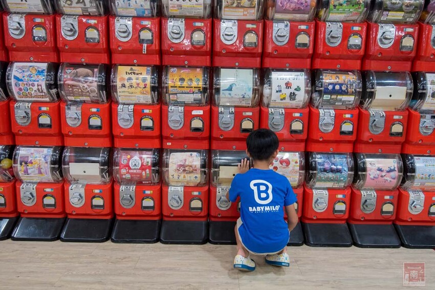 【臺南扭蛋】台南寶可夢中心在這裡，也有盲盒、日本流行扭蛋等，只有在迪士尼能買到的TOMICA小車打六折，加入會員送100元購物金~扭蛋將軍x轉蛋概念館 - 南人幫