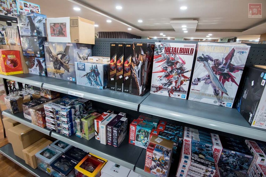 【臺南扭蛋】台南寶可夢中心在這裡，也有盲盒、日本流行扭蛋等，只有在迪士尼能買到的TOMICA小車打六折，加入會員送100元購物金~扭蛋將軍x轉蛋概念館 - 南人幫