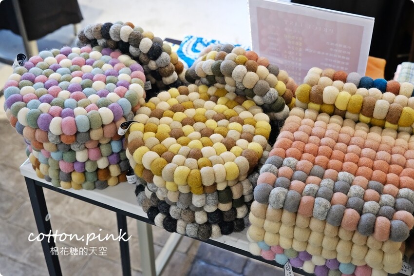 台中巷弄粉紅小市集好好買！香氛、圍巾、羊毛～超仙的啦！ - 棉花糖的天空