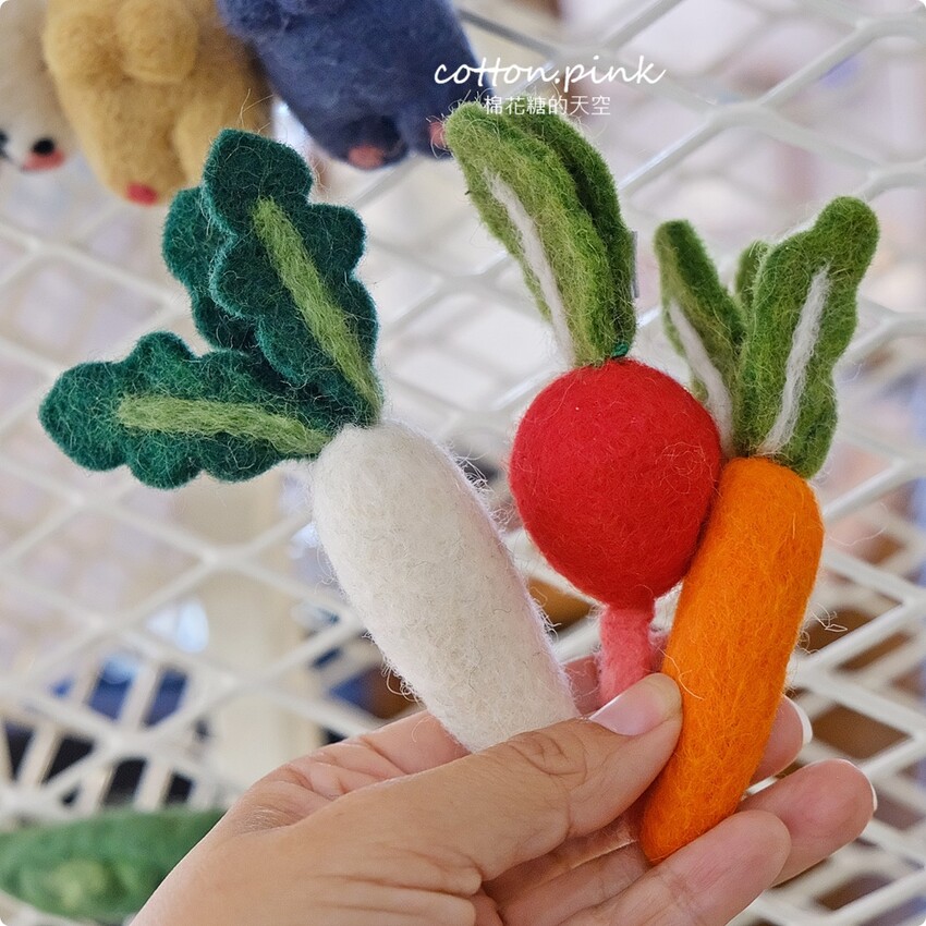 台中巷弄粉紅小市集好好買！香氛、圍巾、羊毛～超仙的啦！ - 棉花糖的天空