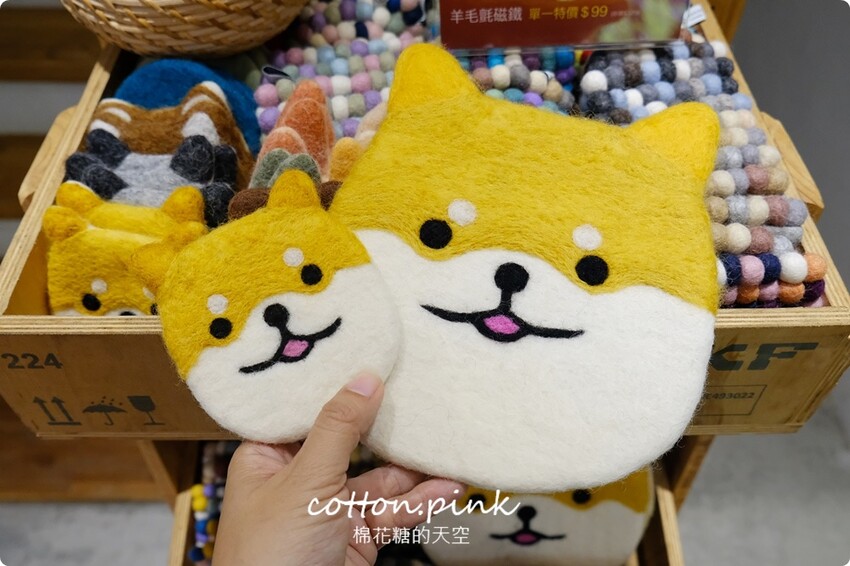 台中巷弄粉紅小市集好好買！香氛、圍巾、羊毛～超仙的啦！ - 棉花糖的天空