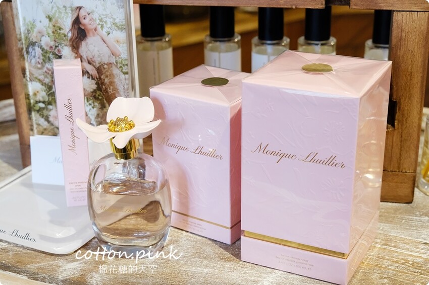 台中巷弄粉紅小市集好好買！香氛、圍巾、羊毛～超仙的啦！ - 棉花糖的天空