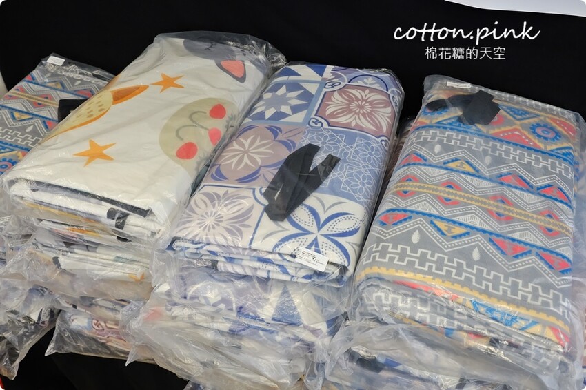 台中巷弄粉紅小市集好好買！香氛、圍巾、羊毛～超仙的啦！ - 棉花糖的天空