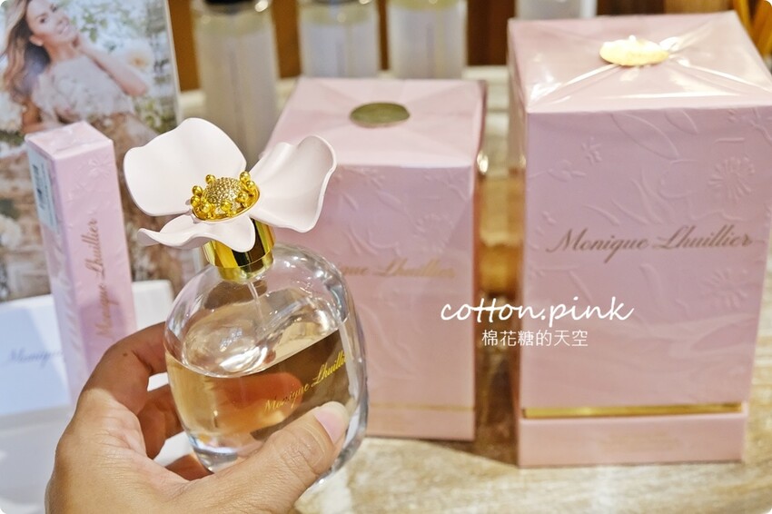 台中巷弄粉紅小市集好好買！香氛、圍巾、羊毛～超仙的啦！ - 棉花糖的天空