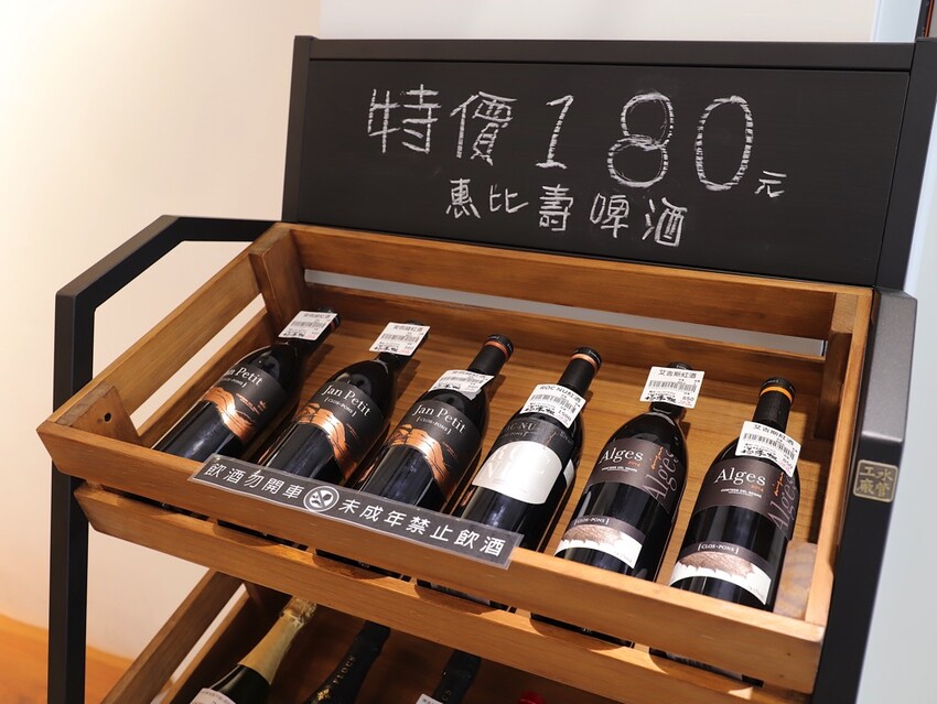 極禾楓肉舖-崇明門市：台南精品肉舖就在這/日本A5和牛.伊比利豬這邊都能買到/代客分切.客製肉量超方便/在家就能輕鬆料理上菜~ - 進食的巨鼠