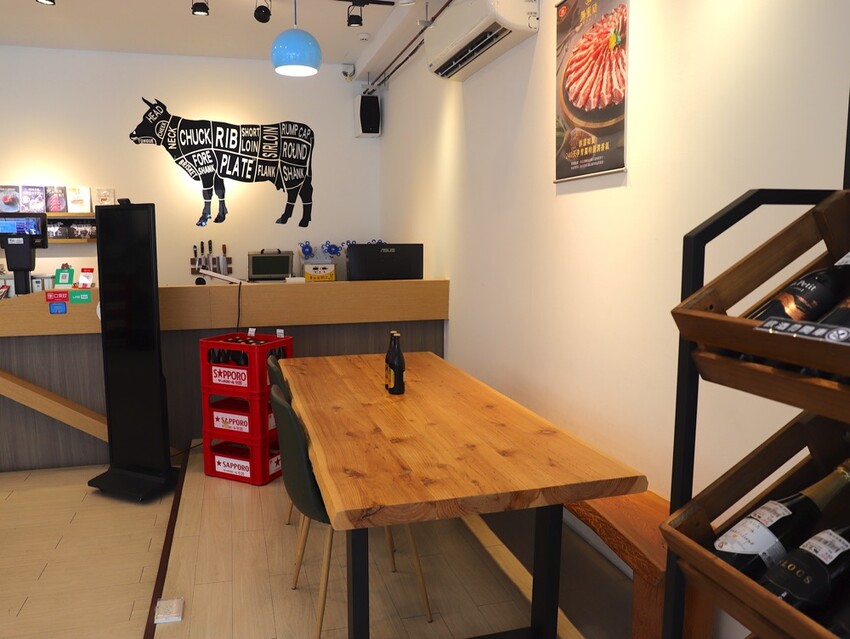 極禾楓肉舖-崇明門市：台南精品肉舖就在這/日本A5和牛.伊比利豬這邊都能買到/代客分切.客製肉量超方便/在家就能輕鬆料理上菜~ - 進食的巨鼠