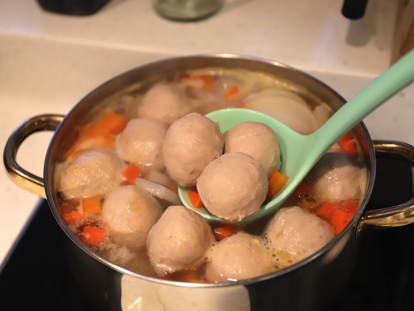 極禾楓肉舖-崇明門市：台南精品肉舖就在這/日本A5和牛.伊比利豬這邊都能買到/代客分切.客製肉量超方便/在家就能輕鬆料理上菜~ - 進食的巨鼠