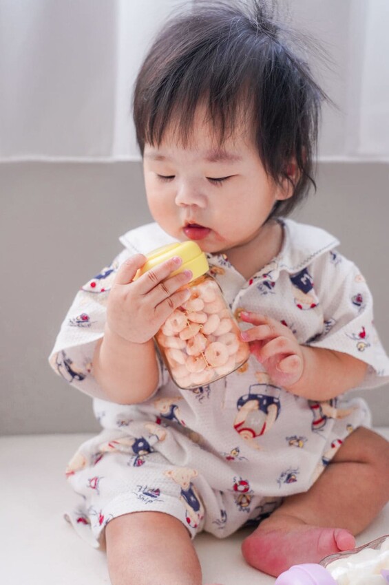 US baby優生嬰兒奶瓶 |新生兒奶瓶推薦，防脹氣、好拿握奶瓶挑選材質首選！ - 艾薇覓食趣