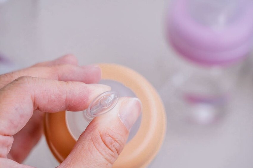 US baby優生嬰兒奶瓶 |新生兒奶瓶推薦，防脹氣、好拿握奶瓶挑選材質首選！ - 艾薇覓食趣