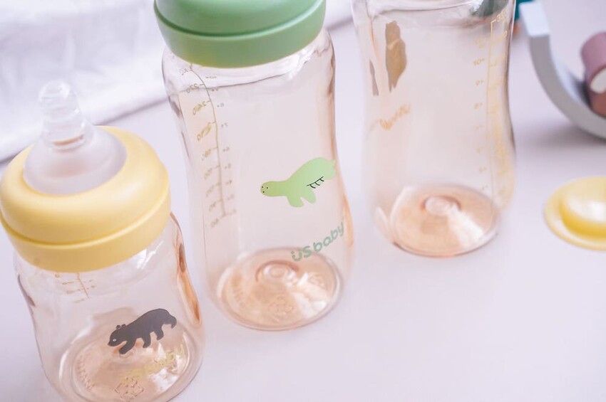US baby優生嬰兒奶瓶 |新生兒奶瓶推薦，防脹氣、好拿握奶瓶挑選材質首選！ - 艾薇覓食趣