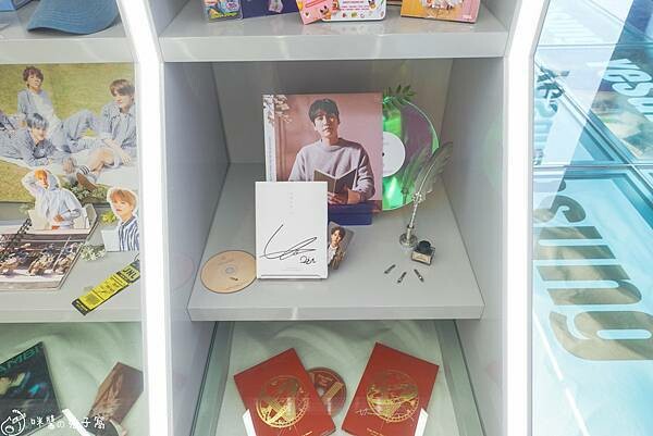 韓國旅遊。曠野KWANGYA  追星人必朝聖SM大樓的周邊販