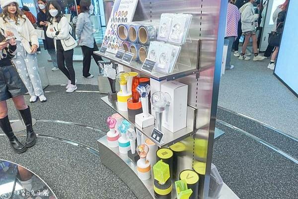 韓國旅遊。曠野KWANGYA  追星人必朝聖SM大樓的周邊販