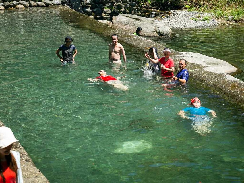2023阿美族豐年祭！吉娜魯岸我回來啦～一同歡唱一起舞動吧！歡迎跟我一起來參加鳳信部落的歲時祭儀！（內有飲酒議題,飲酒過量有害健康喔） @圍事小哥的幸福相框