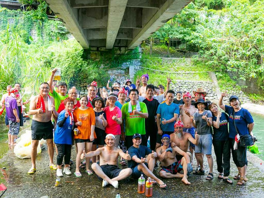 2023阿美族豐年祭！吉娜魯岸我回來啦～一同歡唱一起舞動吧！歡迎跟我一起來參加鳳信部落的歲時祭儀！（內有飲酒議題,飲酒過量有害健康喔） @圍事小哥的幸福相框